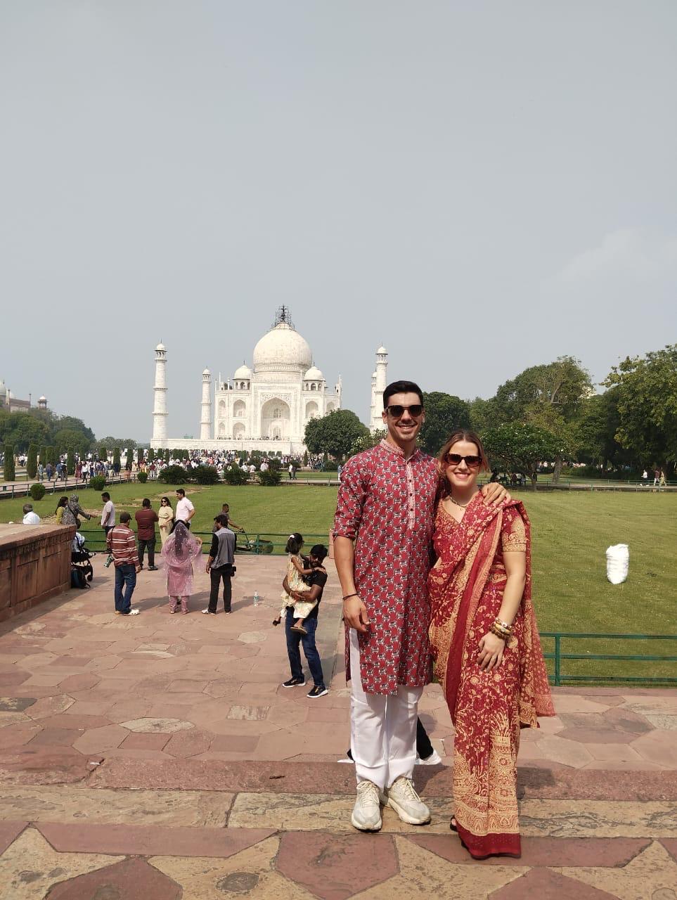 9:30 AM: Go to the Fort of Agra