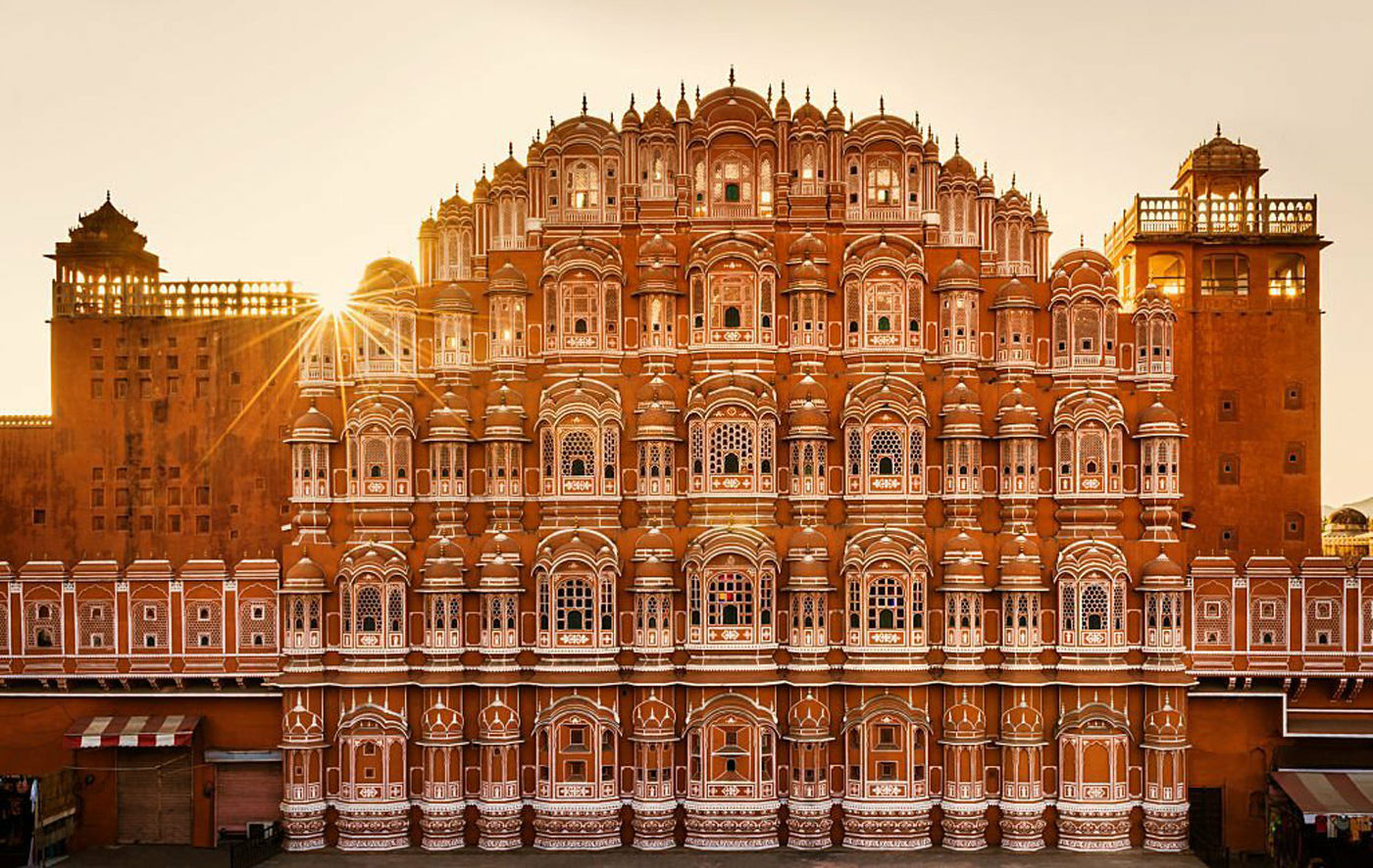 Day 3: Agra to Jaipur Via Fatehpur Sikri (240 miles / 5 hours)
