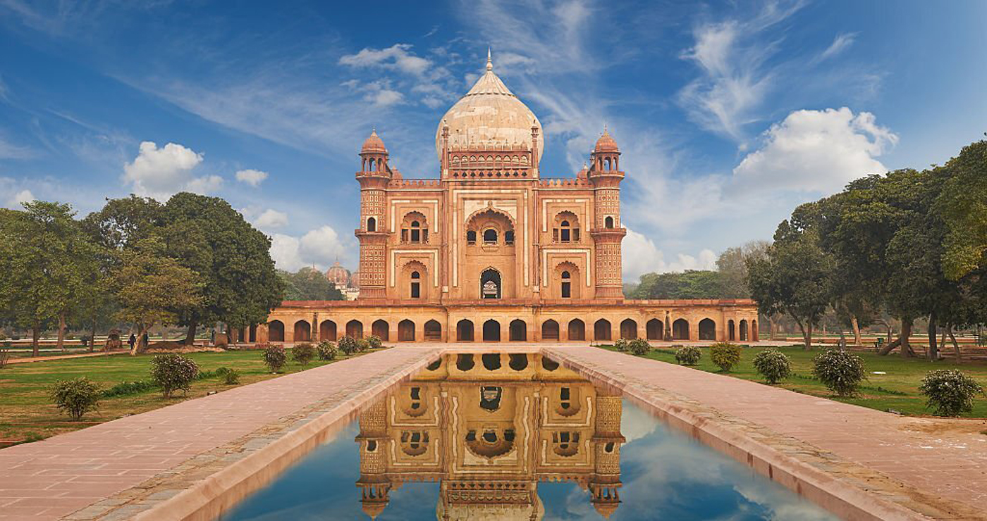 Day 5: Drive from Jaipur to Delhi.