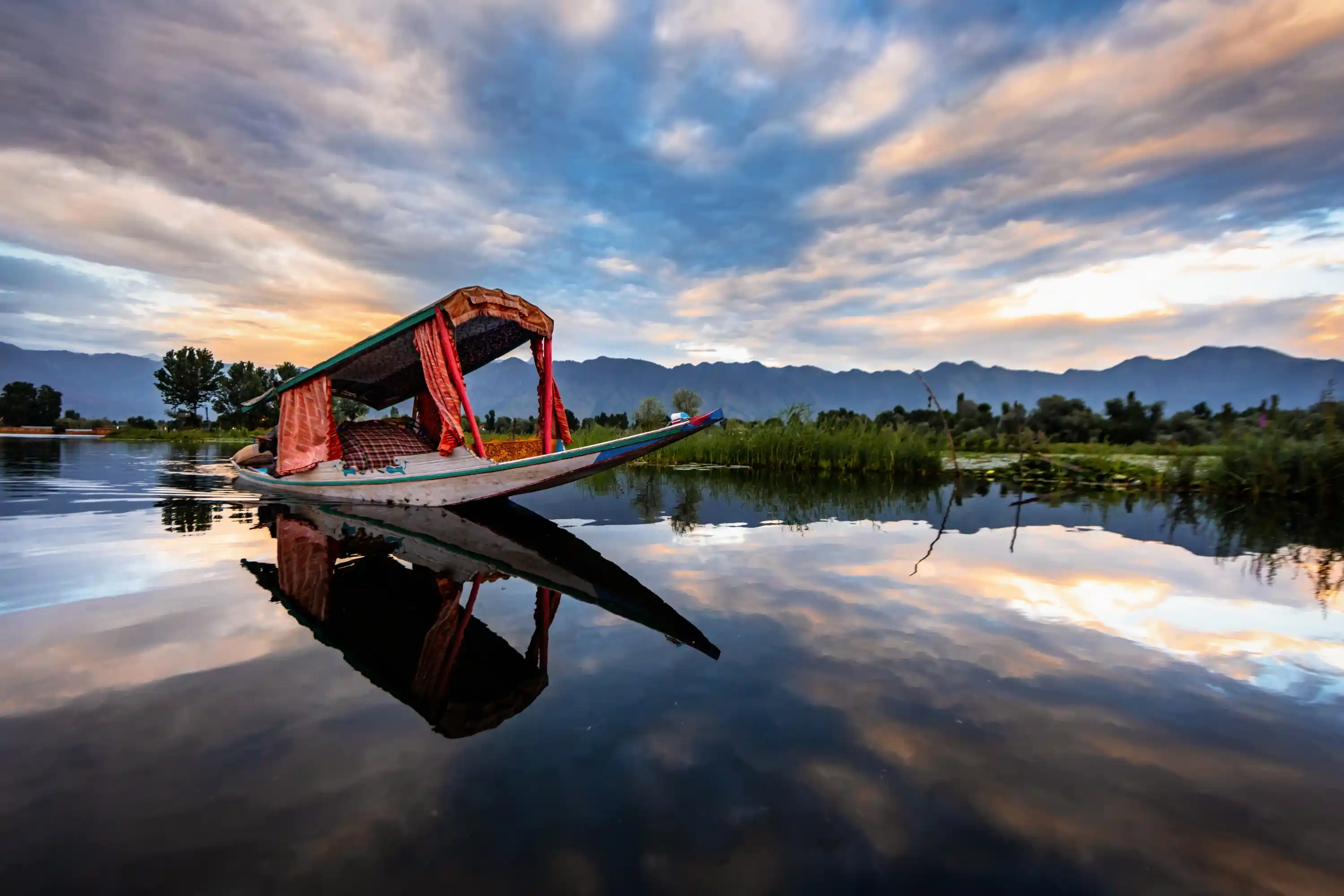 Delhi Agra Jaipur Kashmir Tour - 10 Days